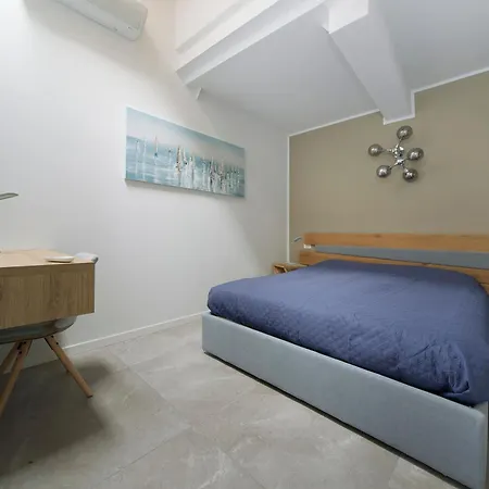 Appartement Tra Muretto E Budello Con Posto Auto *